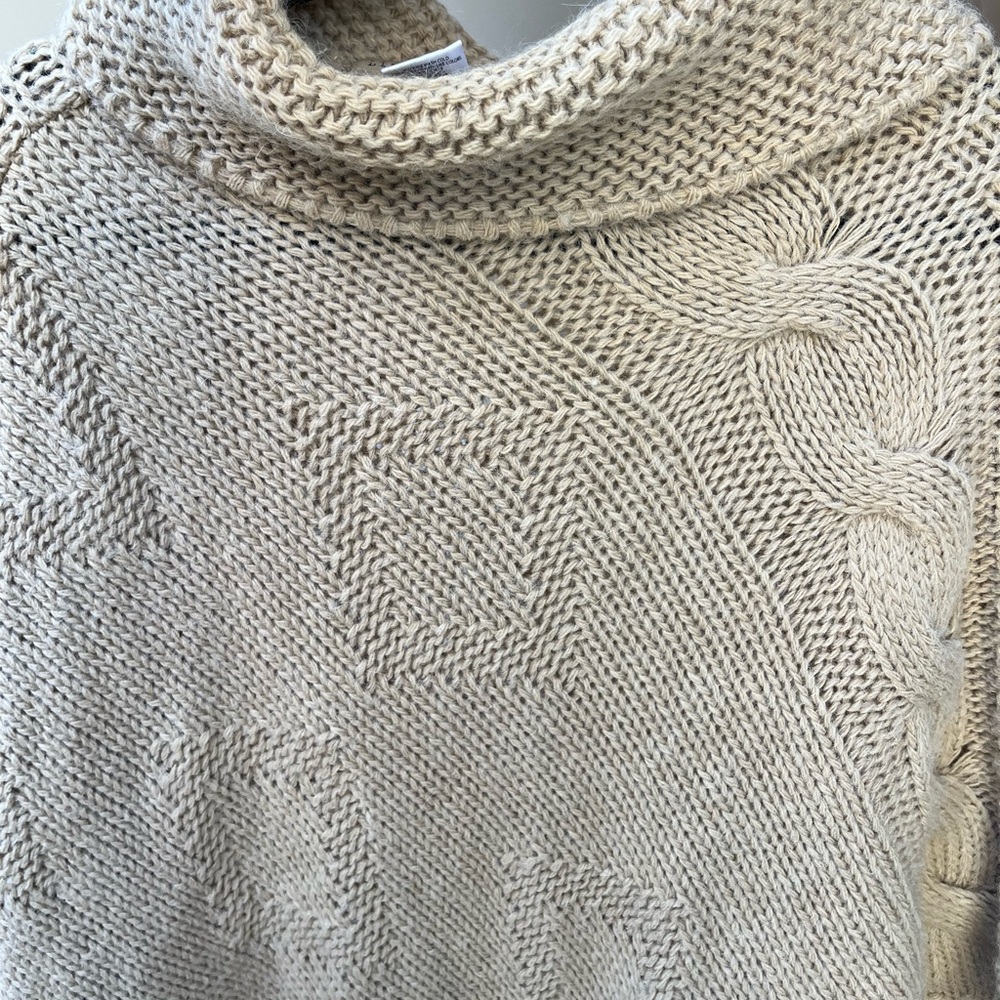 Luxury‎ Neutral Cable Knit Poncho Alpaca Blend Cowl Neck Cozy Spring Layering - Picture 11 of 11